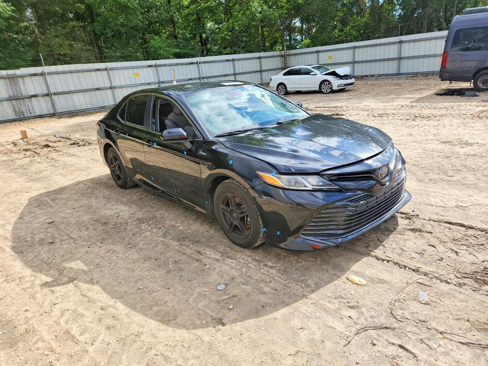 2019 Toyota Camry მანქანა იყიდება აუქციონზე, vin: 4T1B11HK4KU715310, აუქციონის ნომერი: 53104516