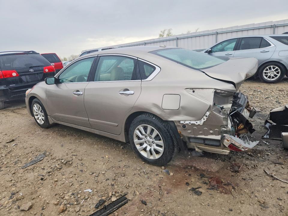 2015 Nissan Altima მანქანა იყიდება აუქციონზე, vin: 1N4AL3AP7FC165467, აუქციონის ნომერი: 53345776