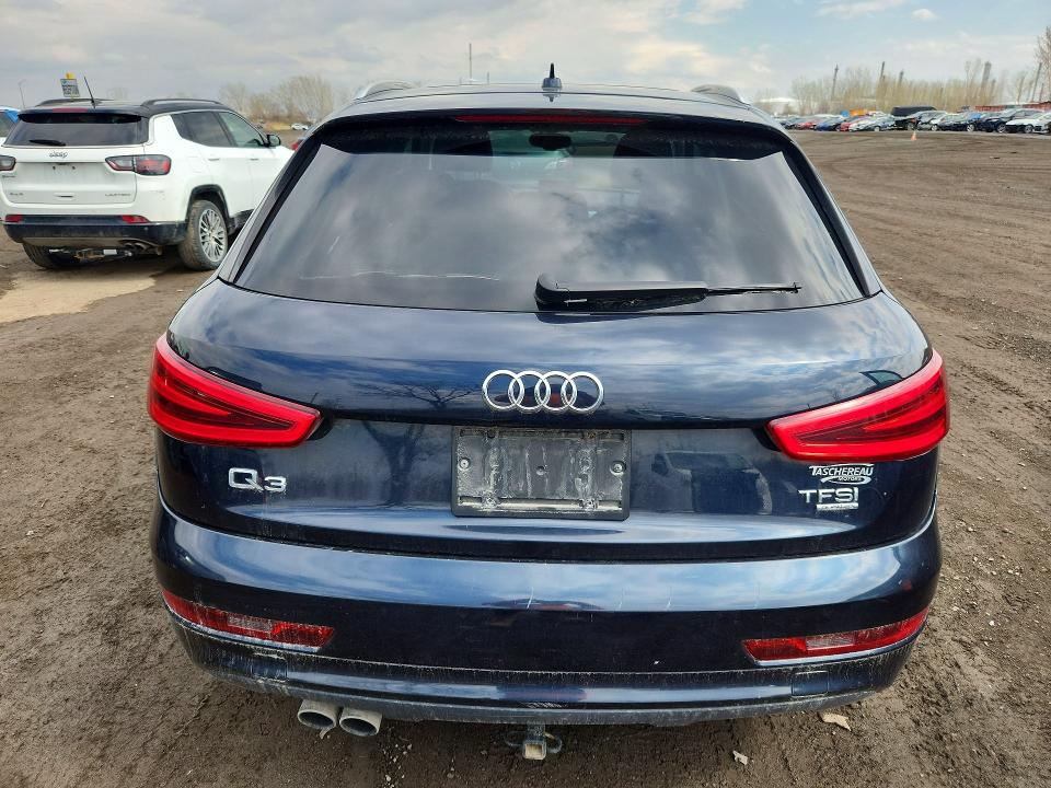 Продаж на аукціоні авто 2015 Audi Q3, vin: WA1EFEFS9FR005450, номер лоту: 51162386