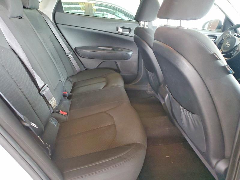 2016 Kia Optima მანქანა იყიდება აუქციონზე, vin: KNAGT4L32G5102705, აუქციონის ნომერი: 51124016
