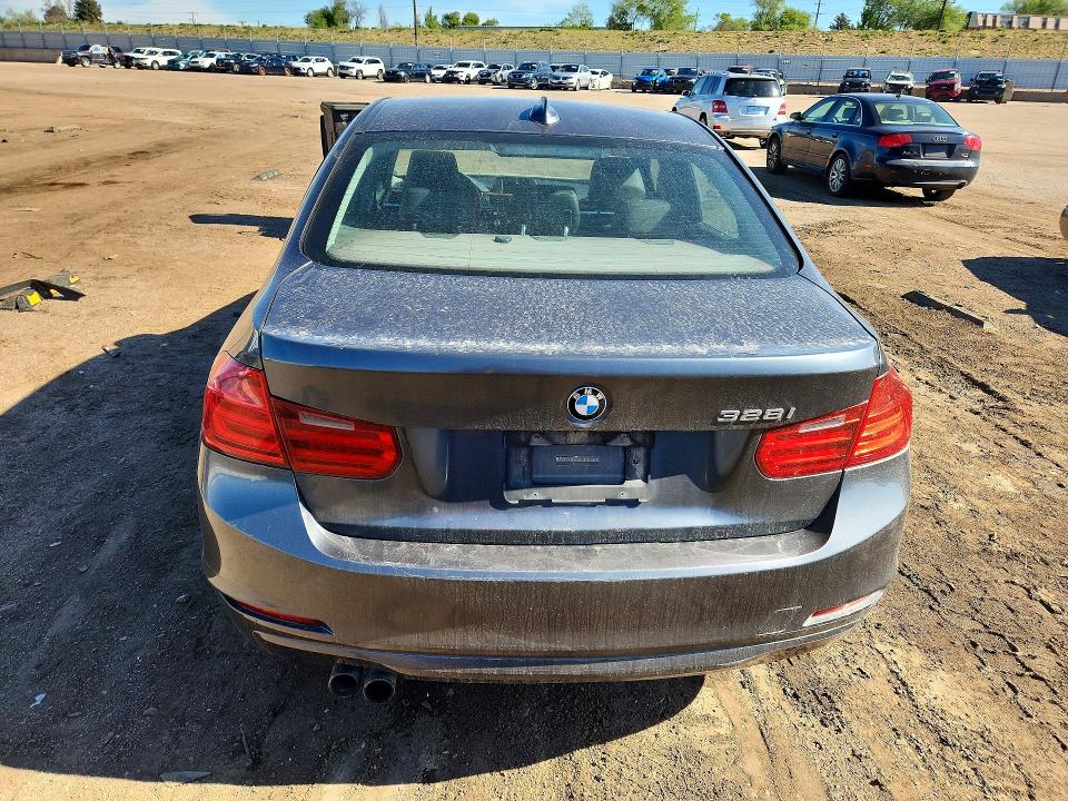 2013 Bmw 328 მანქანა იყიდება აუქციონზე, vin: WBA3C1G51DNR46853, აუქციონის ნომერი: 52000396