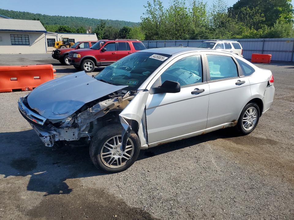 54058826 :رقم المزاد ، 1FAHP3FN3BW105009 vin ، 2011 Ford Focus S مزاد بيع