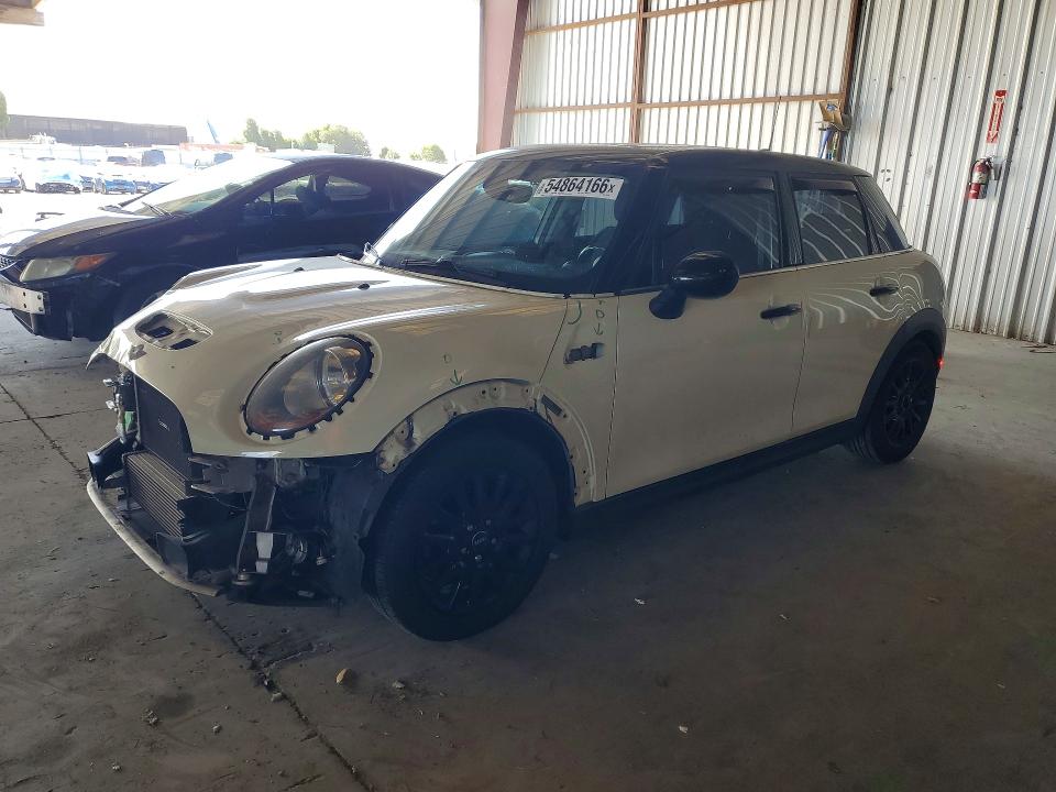 54864166 :رقم المزاد ، WMWXU3C50F2B56760 vin ، 2015 Mini Cooper مزاد بيع