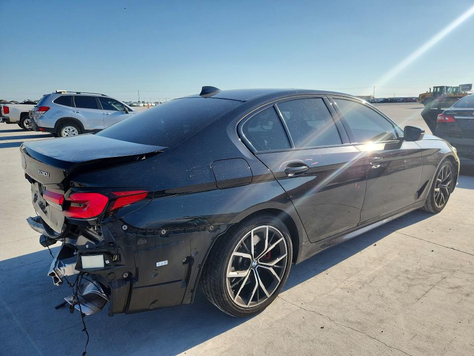 53647026 :رقم المزاد ، WBA53BH0XMCF99586 vin ، 2021 Bmw 530 مزاد بيع