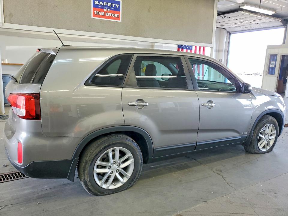 Продажа на аукционе авто 2014 Kia Sorento, vin: 5XYKTCA67EG425639, номер лота: 53233646
