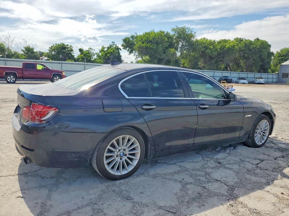 Продажа на аукционе авто 2013 Bmw 535, vin: WBAFR7C54DC819742, номер лота: 53390146