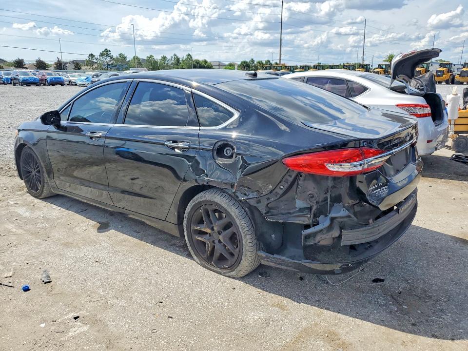 54844786 :رقم المزاد ، 3FA6P0HD4HR130491 vin ، 2017 Ford Fusion مزاد بيع