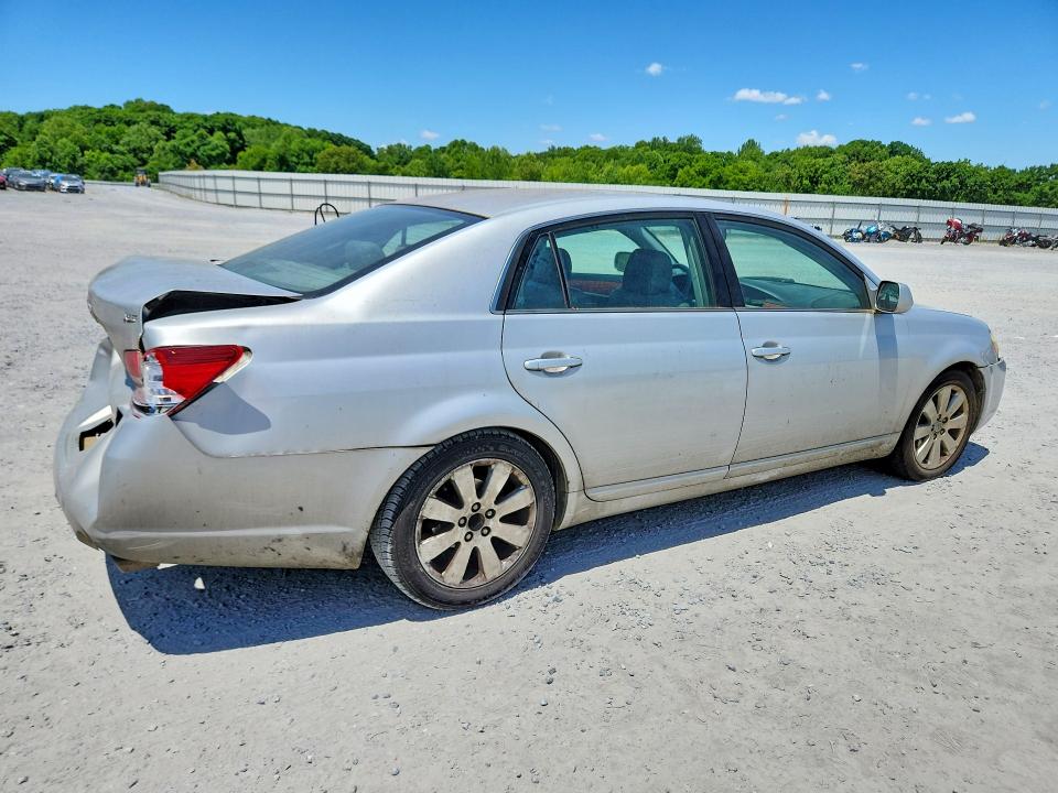 53104946 :رقم المزاد ، 4T1BK36BX6U129258 vin ، 2006 Toyota Avalon مزاد بيع