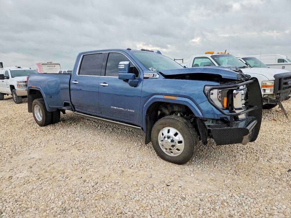 53831076 :رقم المزاد ، 1GT4UWEY8SF204360 vin ، 2025 Gmc Sierra مزاد بيع