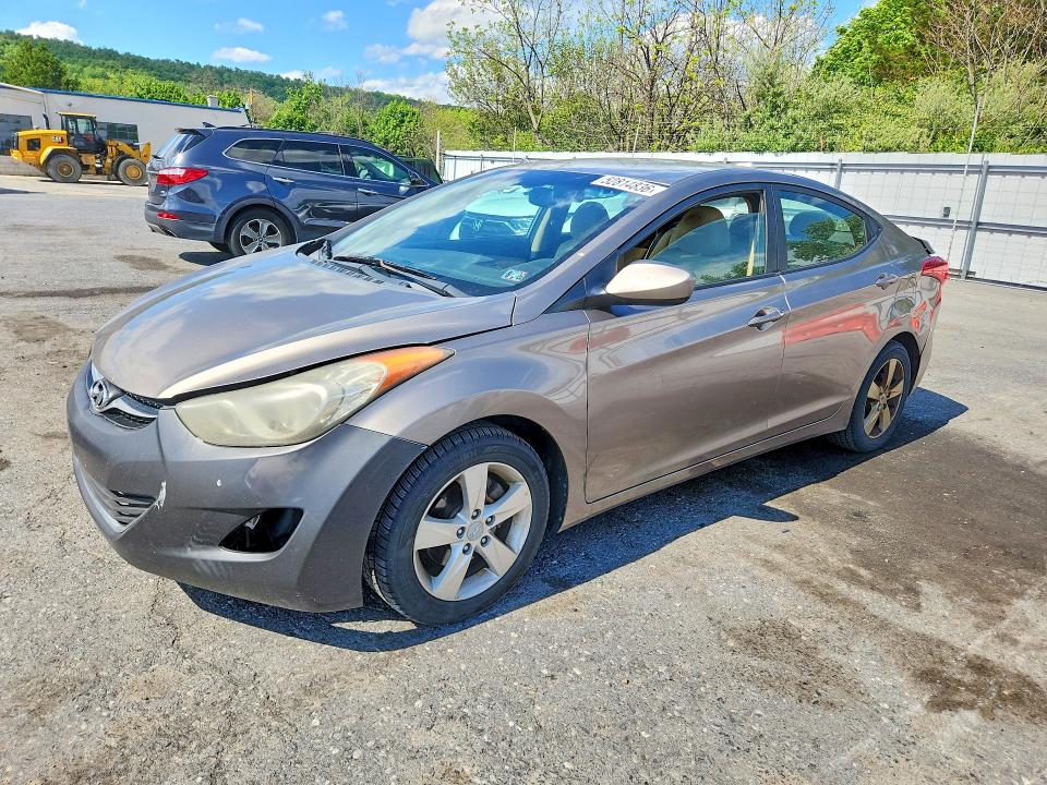 52814836 :رقم المزاد ، 5NPDH4AE4CH064710 vin ، 2012 Hyundai Elantra مزاد بيع