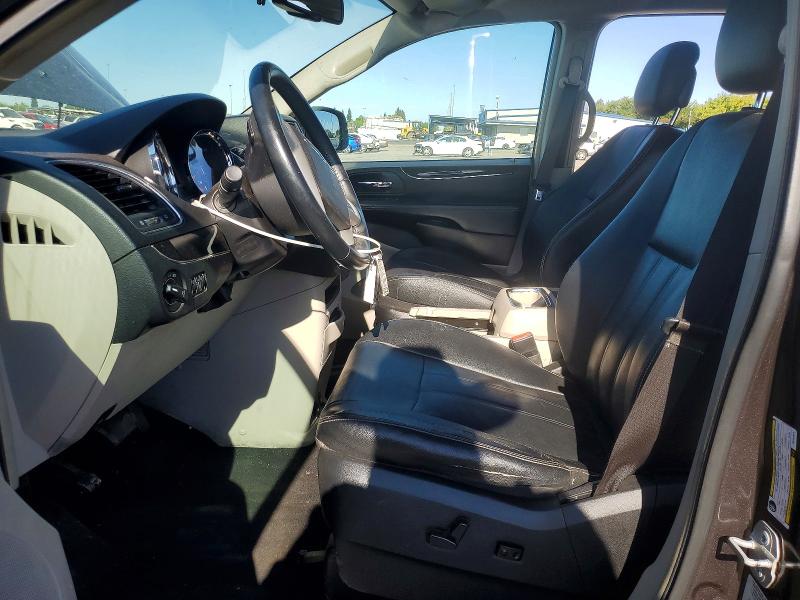54865086 :رقم المزاد ، 2C4RC1BG8FR751814 vin ، 2015 Chrysler Town & Country مزاد بيع