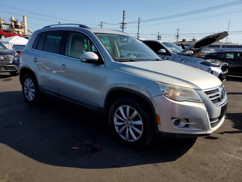 Продаж на аукціоні авто 2011 Volkswagen Tiguan, vin: WVGAV7AX0BW503002, номер лоту: 52397696