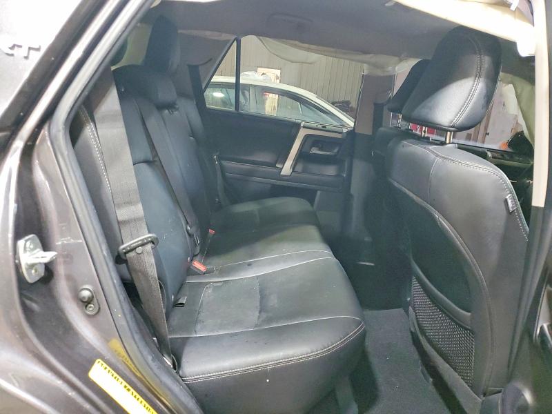 Продажа на аукционе авто 2022 Toyota 4runner, vin: JTESU5JR2N6079825, номер лота: 53376306