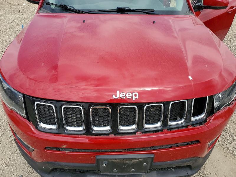 55129466 :رقم المزاد ، 3C4NJDBB1JT103716 vin ، 2018 Jeep Compass مزاد بيع