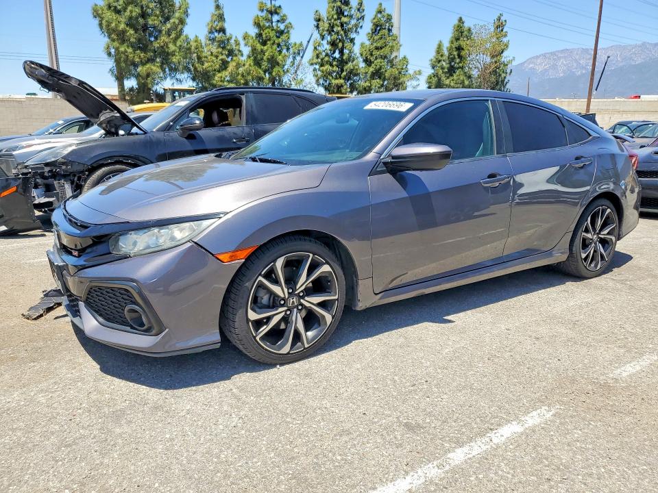 54206696 :رقم المزاد ، 2HGFC1E57JH710443 vin ، 2018 Honda Civic مزاد بيع