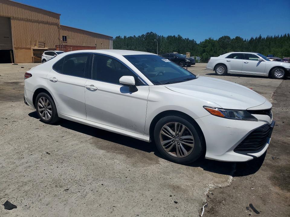 Продаж на аукціоні авто 2018 Toyota Camry, vin: 4T1B11HK6JU051879, номер лоту: 53801126