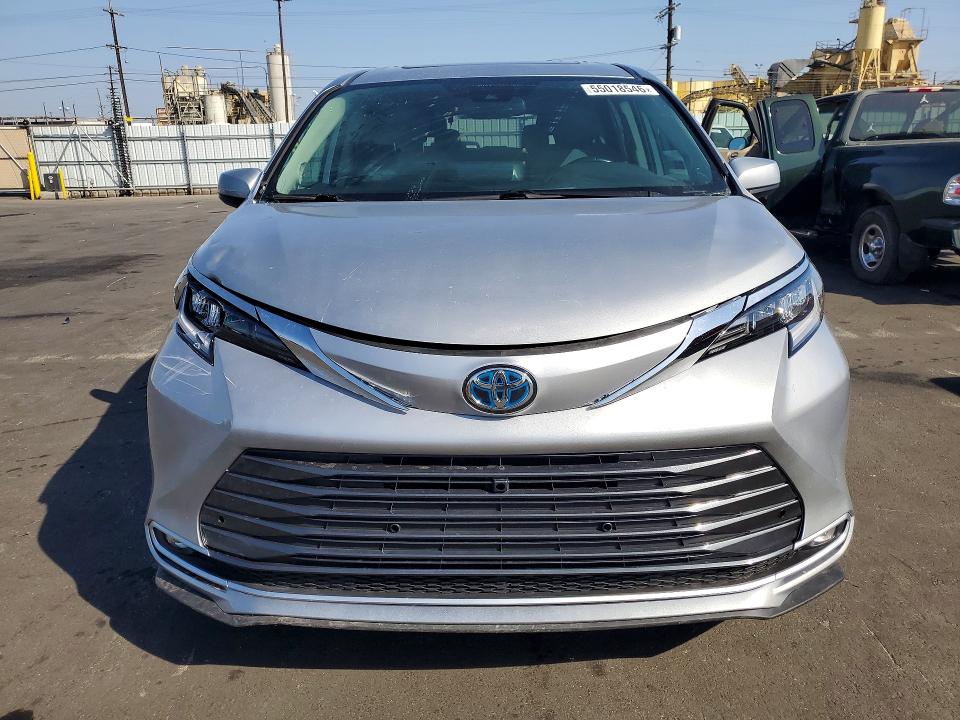 Продаж на аукціоні авто 2022 Toyota Sienna, vin: 5TDJSKFC9NS044854, номер лоту: 55018546