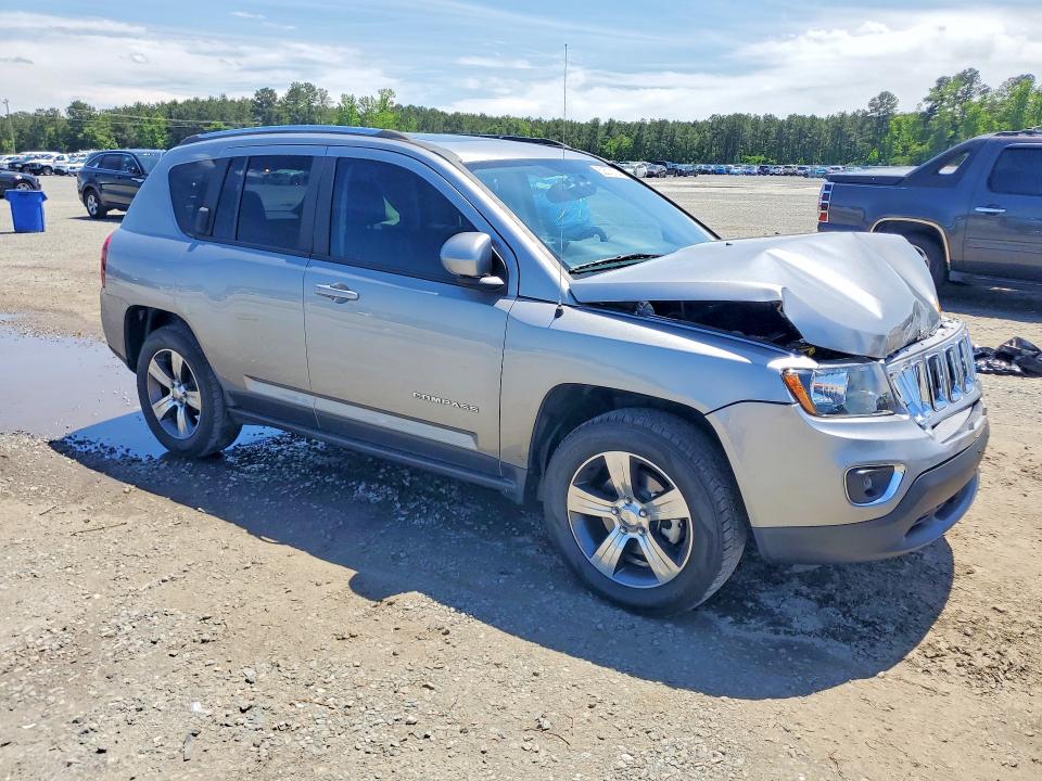 52572126 :رقم المزاد ، 1C4NJCEA0GD801424 vin ، 2016 Jeep Compass مزاد بيع