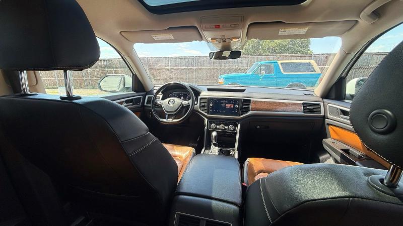 54199266 :رقم المزاد ، 1V2NR2CA3KC521144 vin ، 2019 Volkswagen Atlas مزاد بيع