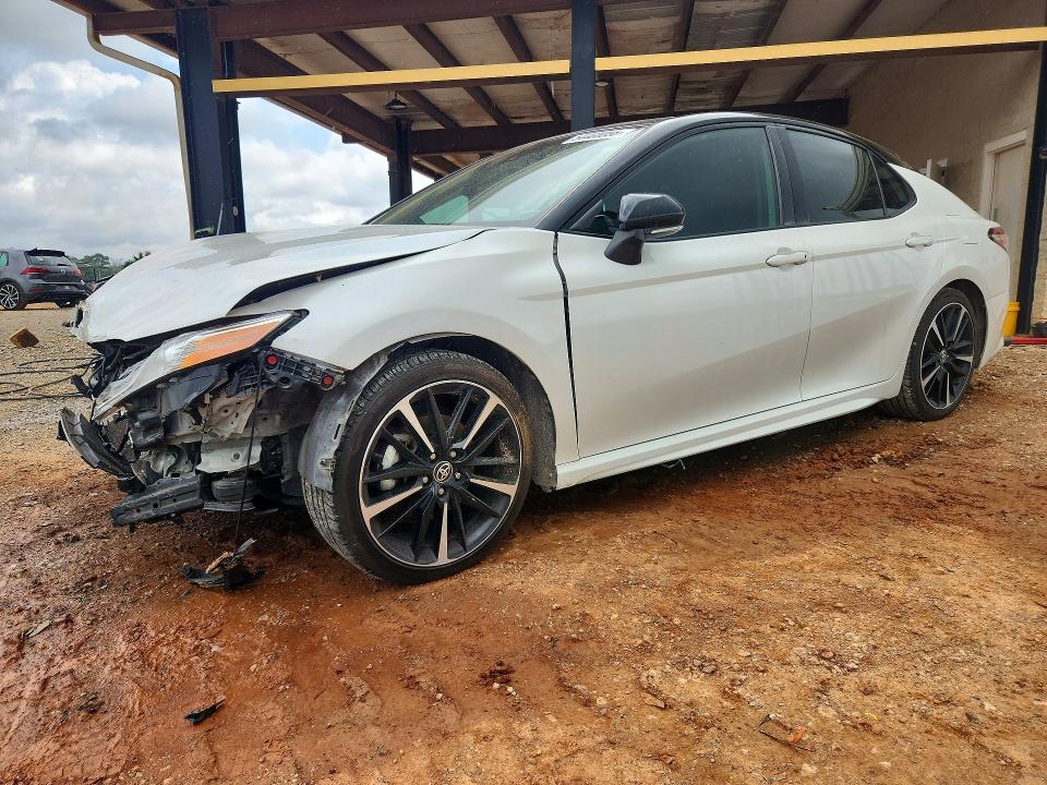54460056 :رقم المزاد ، 4T1K61AK5LU377011 vin ، 2020 Toyota Camry مزاد بيع