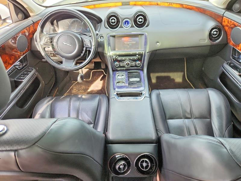 54921136 :رقم المزاد ، SAJWA1CB3BLV06175 vin ، 2011 Jaguar Xj مزاد بيع