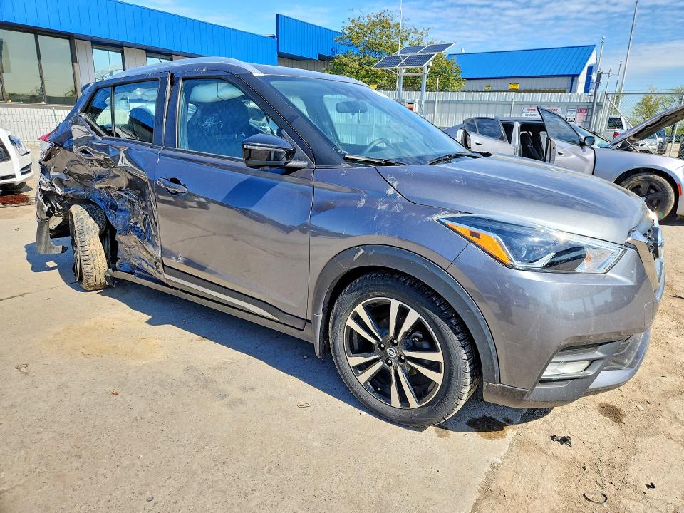 2020 Nissan Kicks მანქანა იყიდება აუქციონზე, vin: 3N1CP5DV2LL554808, აუქციონის ნომერი: 52941136