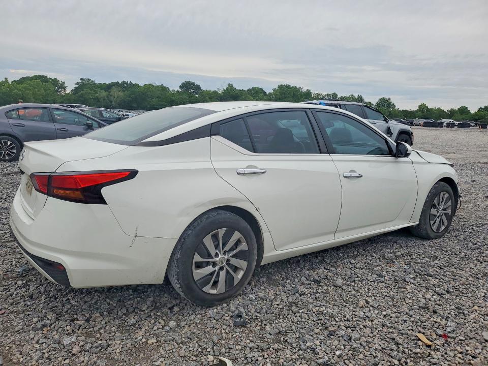 52664046 :رقم المزاد ، 1N4BL4BVXMN359662 vin ، 2021 Nissan Altima مزاد بيع