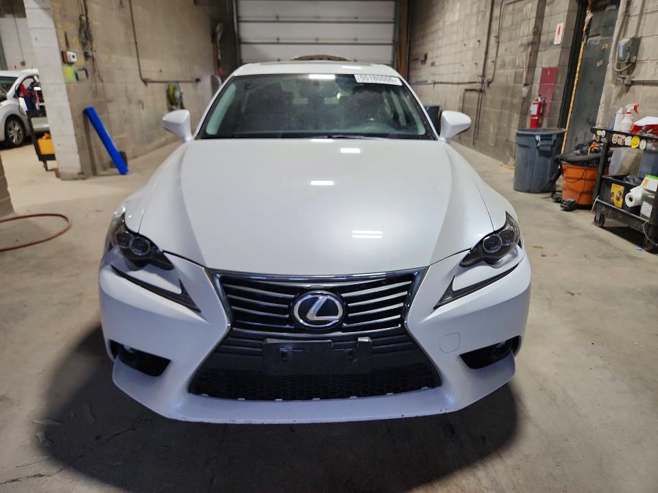 55180006 :رقم المزاد ، JTHCF1D27F5020950 vin ، 2015 Lexus Is مزاد بيع