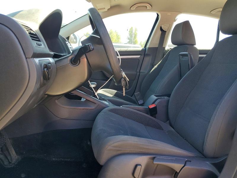 2009 Volkswagen Jetta მანქანა იყიდება აუქციონზე, vin: 3VWJM71K49M172640, აუქციონის ნომერი: 53283646