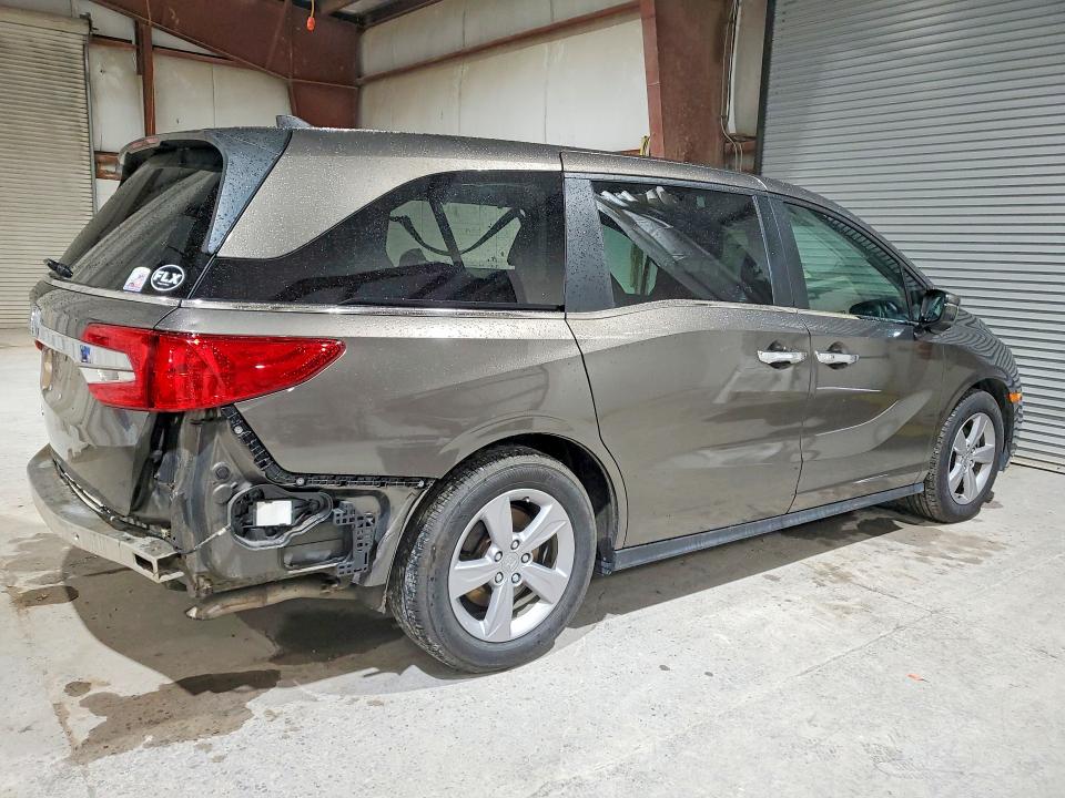 51831946 :رقم المزاد ، 5FNRL6H56KB124991 vin ، 2019 Honda Odyssey مزاد بيع