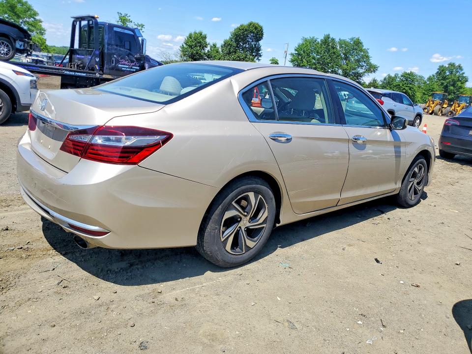 54544966 :رقم المزاد ، 1HGCR2F32HA110619 vin ، 2017 Honda Accord مزاد بيع
