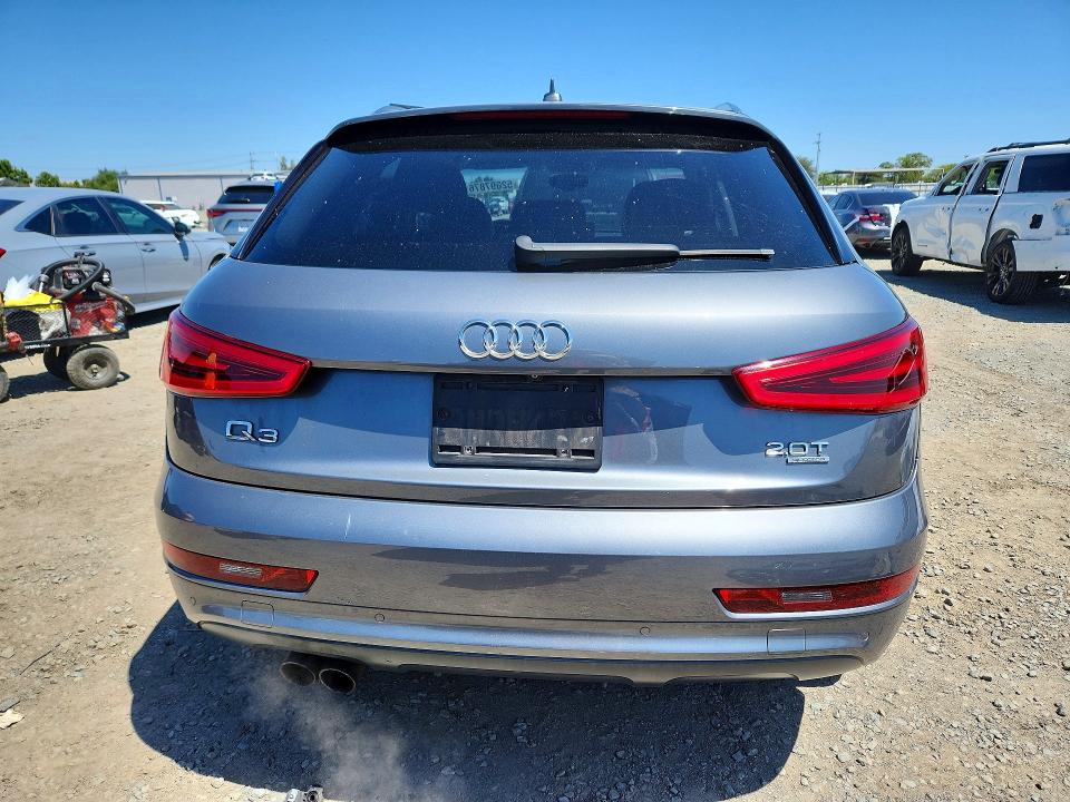 2015 Audi Q3 მანქანა იყიდება აუქციონზე, vin: WA1EFCFS6FR006964, აუქციონის ნომერი: 52697876