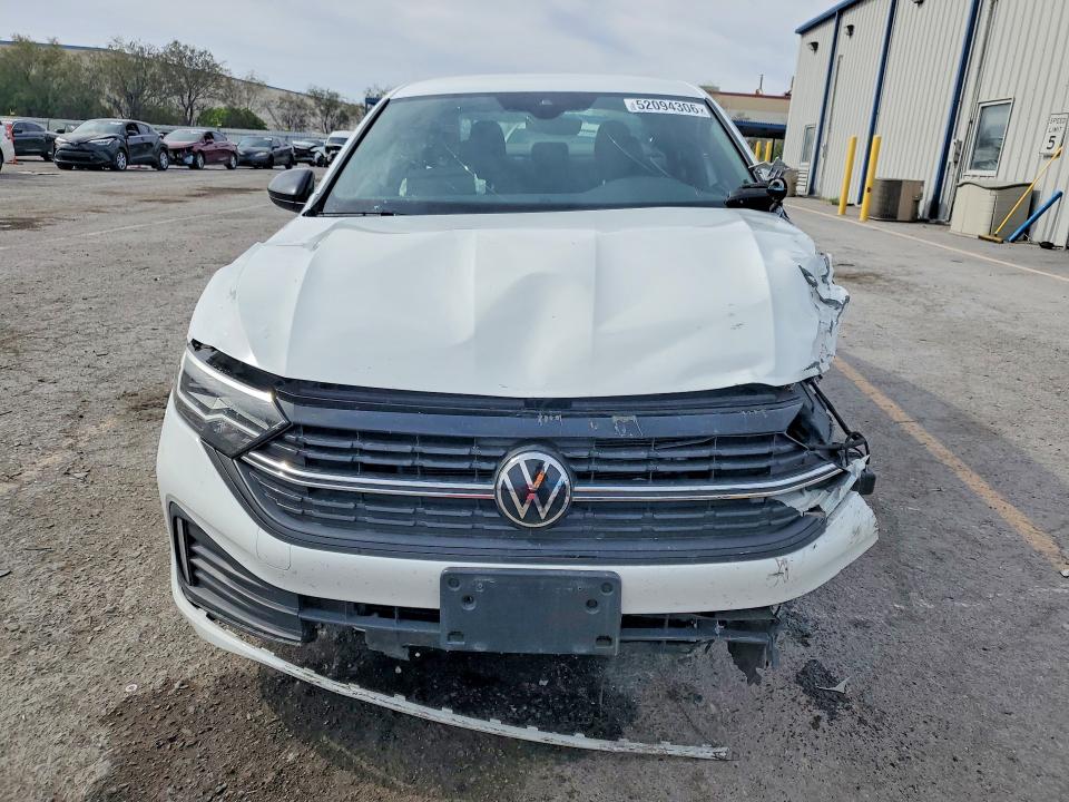 Aukcja sprzedaży 2024 Volkswagen Jetta, vin: 3VWBM7BU6RM084628, numer aukcji: 52094306