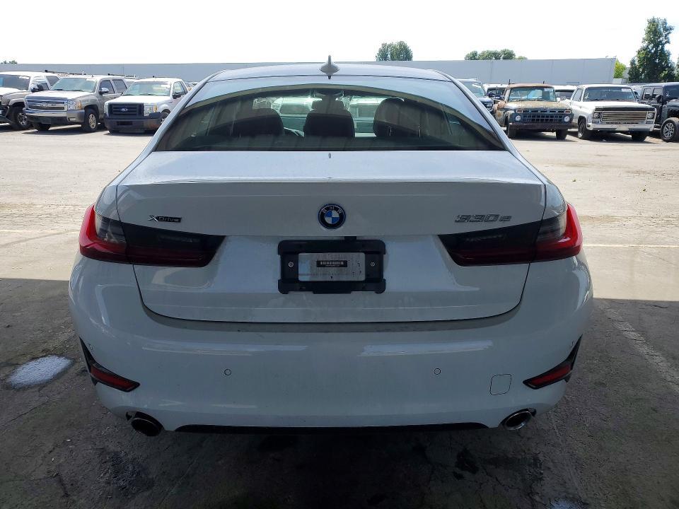Продаж на аукціоні авто 2022 Bmw 330xe, vin: 3MW5P9J00N8C76533, номер лоту: 53304726