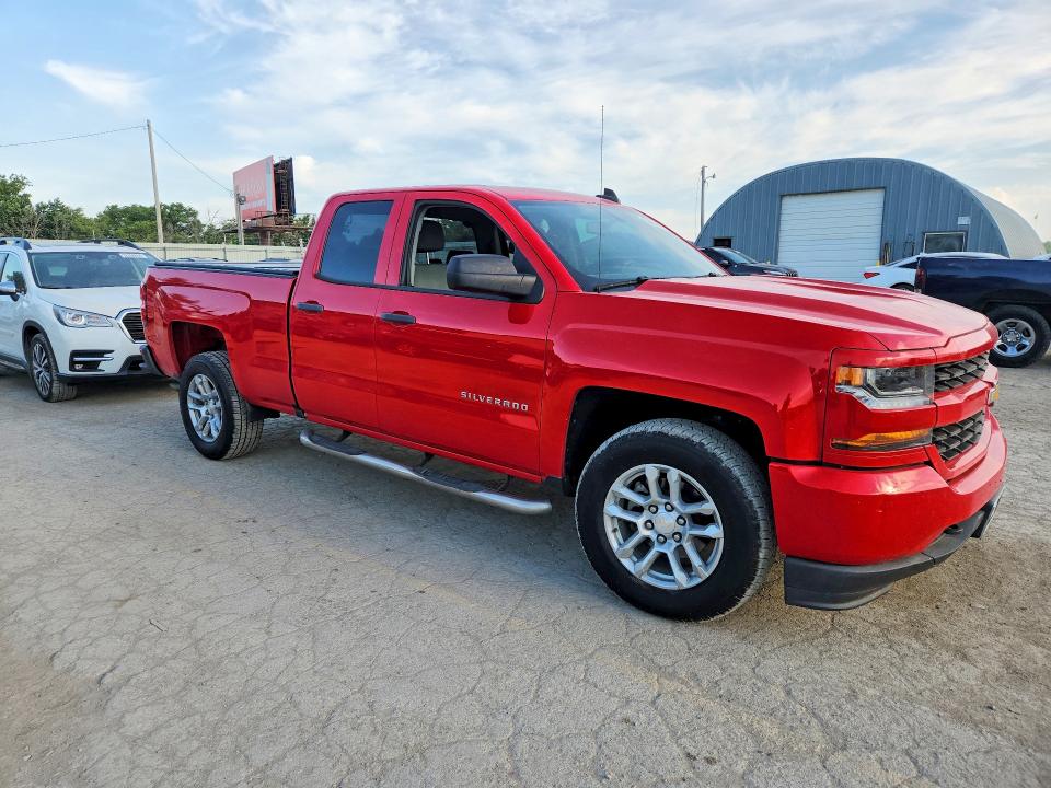Продажа на аукционе авто 2018 Chevrolet Silverado, vin: 1GCRCPEC3JZ381267, номер лота: 53432486