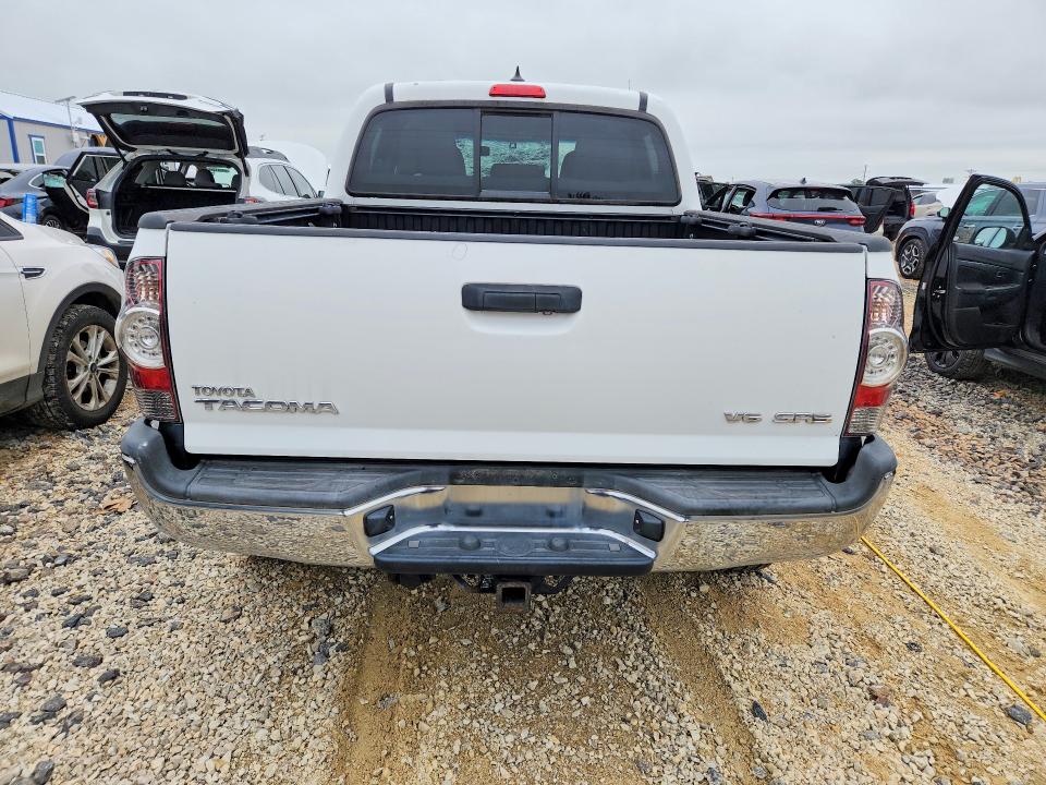 2014 Toyota Tacoma მანქანა იყიდება აუქციონზე, vin: 3TMLU4EN0EM136758, აუქციონის ნომერი: 54002576