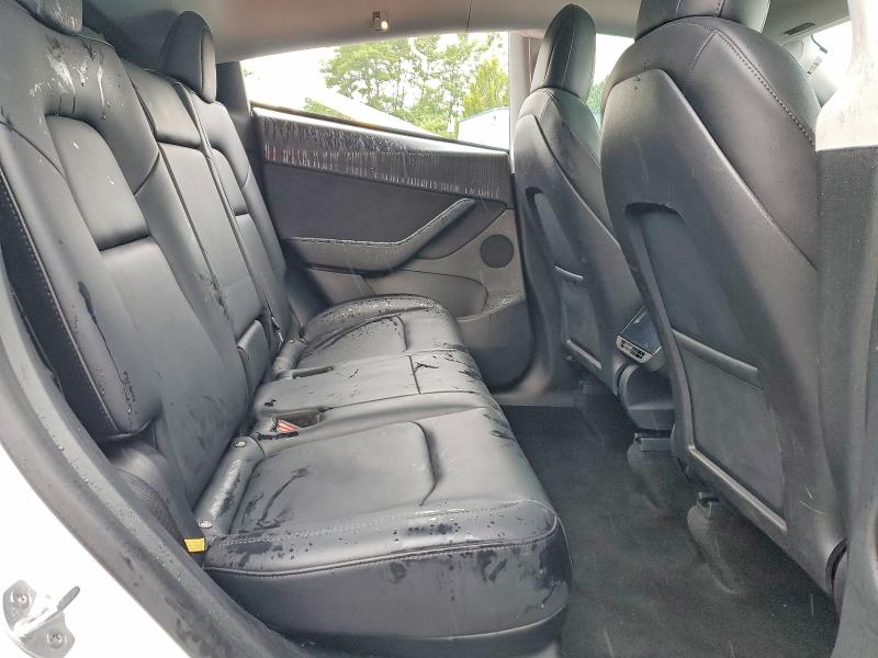 55062536 :رقم المزاد ، 7SAYGDEF8NF380865 vin ، 2022 Tesla Model Y مزاد بيع
