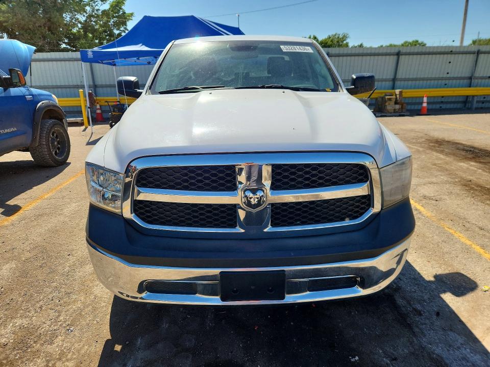53281436 :رقم المزاد ، 1C6RR6FG9FS516981 vin ، 2015 Ram 1500 مزاد بيع