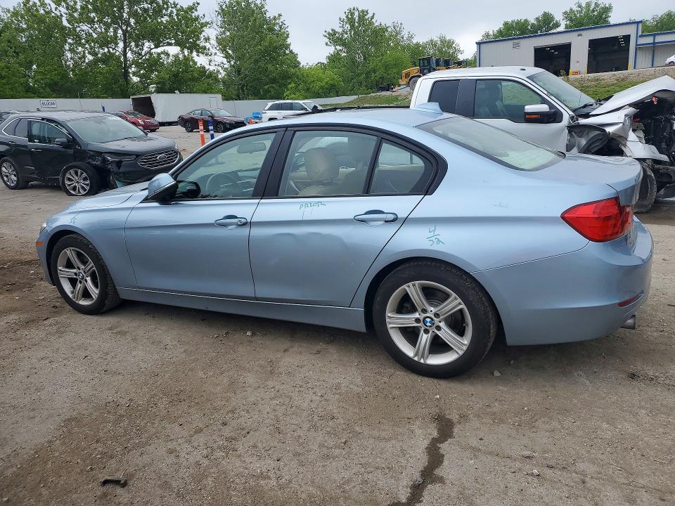 52770116 :رقم المزاد ، WBA3B1G54ENS77501 vin ، 2014 Bmw 320 مزاد بيع