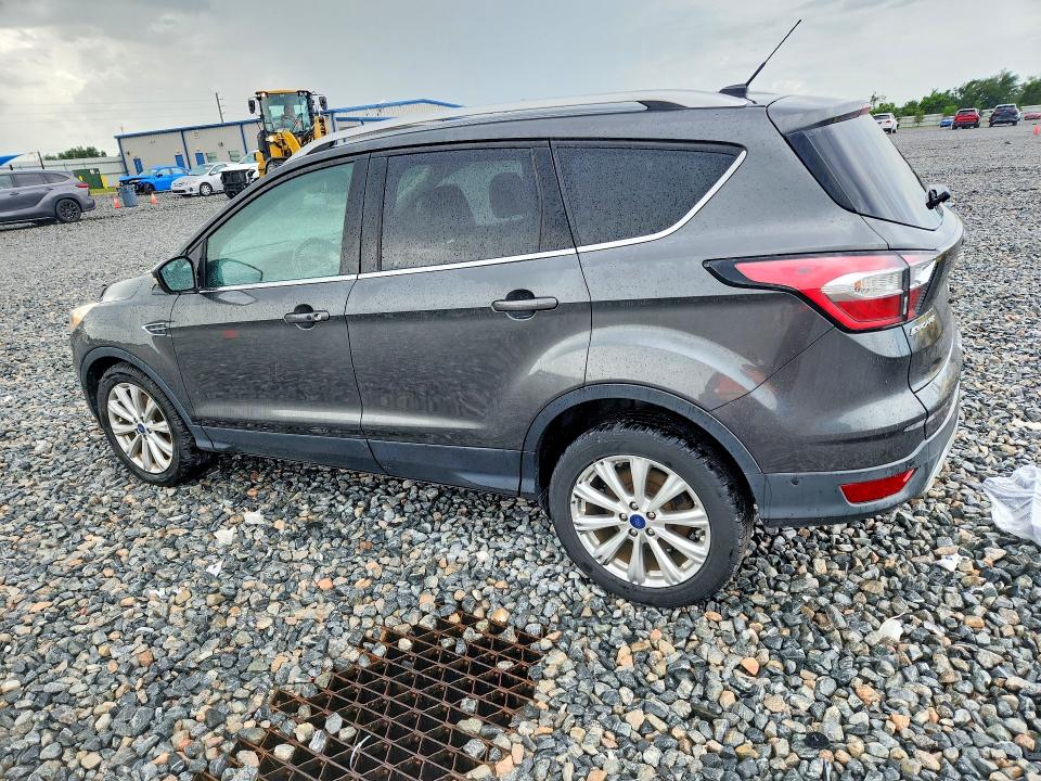 Продаж на аукціоні авто 2017 Ford Escape, vin: 1FMCU9JD6HUE73604, номер лоту: 55138376
