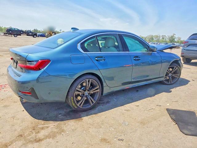 52601796 :رقم المزاد ، 3MW5R7J00M8B97179 vin ، 2021 Bmw 330xi مزاد بيع
