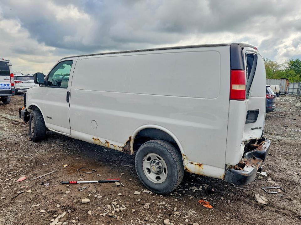 2005 Chevrolet Express G3500 მანქანა იყიდება აუქციონზე, vin: 1GCHG35V951151201, აუქციონის ნომერი: 52033636