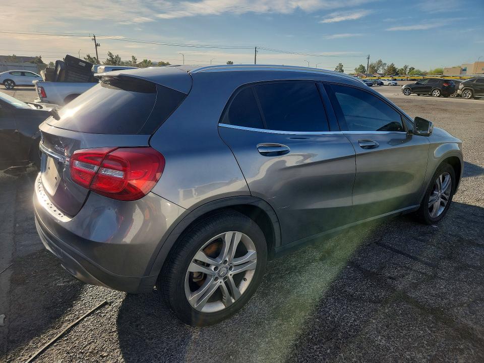 54645166 :رقم المزاد ، WDCTG4GB2FJ034364 vin ، 2015 Mercedes-benz Gla مزاد بيع
