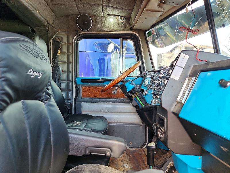 51502666 :رقم المزاد ، 1XP5DB9X5WD443461 vin ، 1998 Peterbilt 379 مزاد بيع