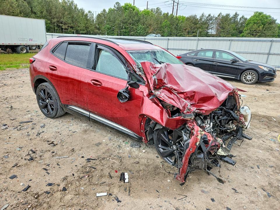 52067186 :رقم المزاد ، LRBFZNR41ND160843 vin ، 2022 Buick Envision مزاد بيع