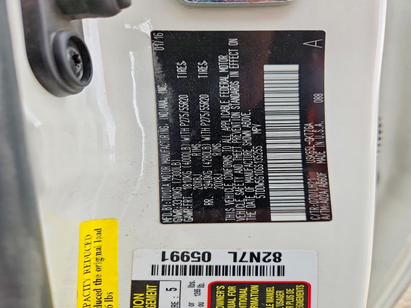 53992036 :رقم المزاد ، 5TDDW5G10GS135255 vin ، 2016 Toyota Sequoia مزاد بيع
