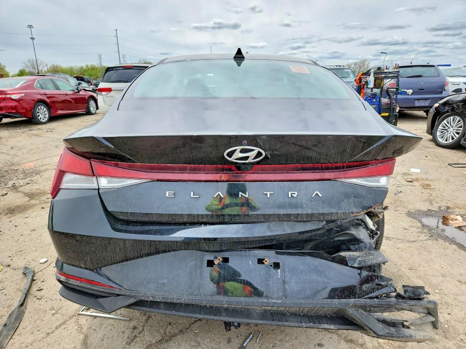 2021 Hyundai Elantra მანქანა იყიდება აუქციონზე, vin: KMHLM4AG8MU131031, აუქციონის ნომერი: 52467106
