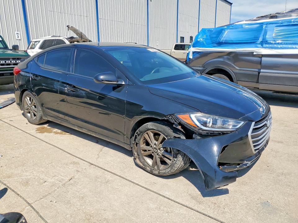 51495266 :رقم المزاد ، 5NPD84LFXJH335045 vin ، 2018 Hyundai Elantra مزاد بيع