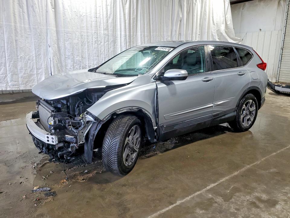 51849416 :رقم المزاد ، 7FARW2H84JE086478 vin ، 2018 Honda Cr-v مزاد بيع