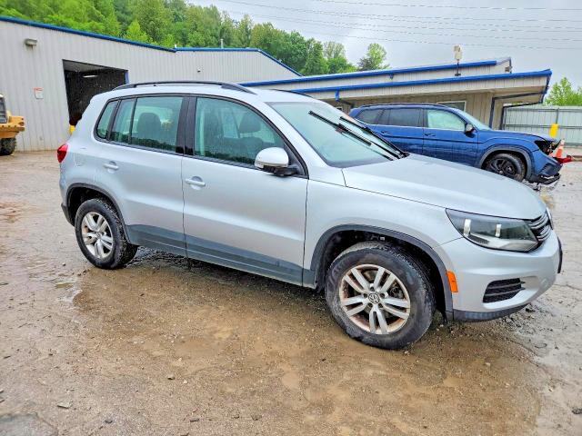 Продажа на аукционе авто 2017 Volkswagen Tiguan, vin: WVGBV7AX3HK013626, номер лота: 52524906
